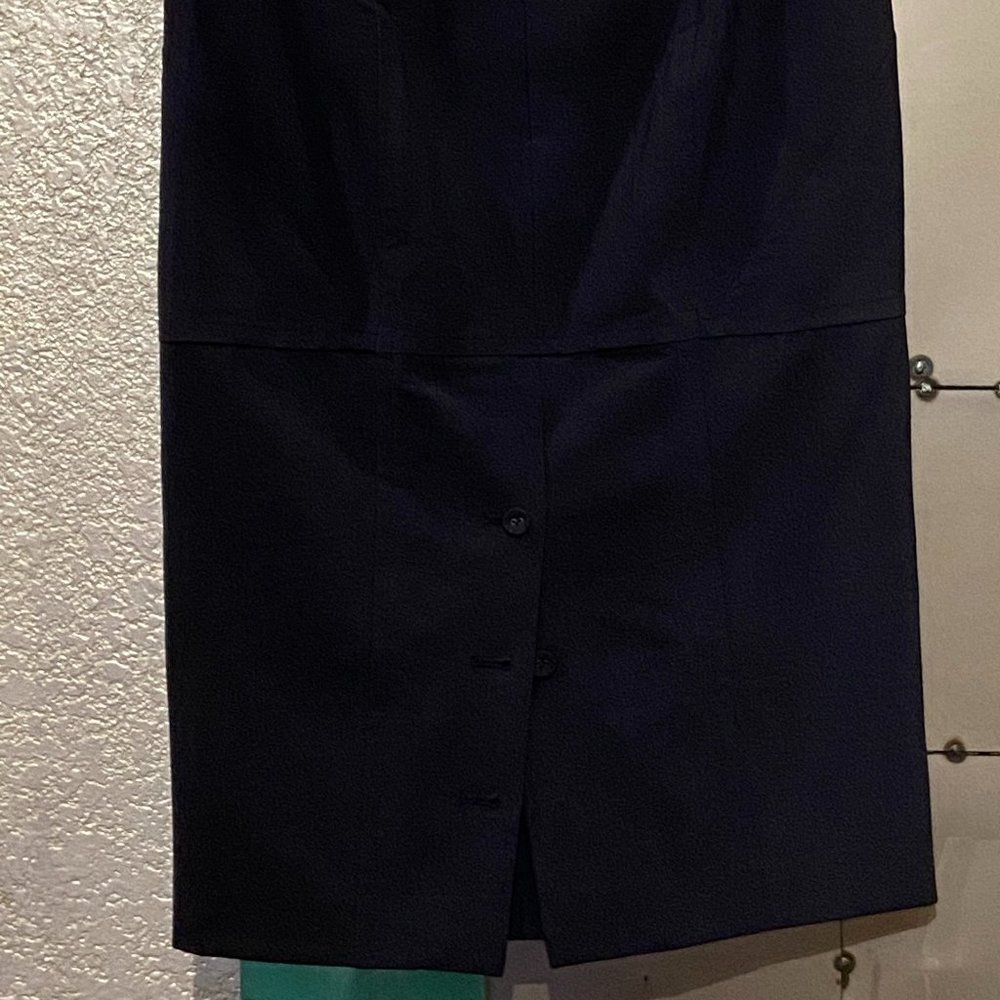 Body By Victoria All Season Stretch Below the Knee Midi Skirt